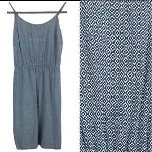 Old Navy black and white cinched waist dress